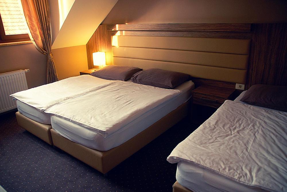 Hotel Opara Trebnje Bagian luar foto