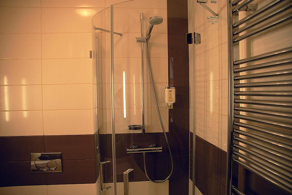 Hotel Opara Trebnje Bagian luar foto