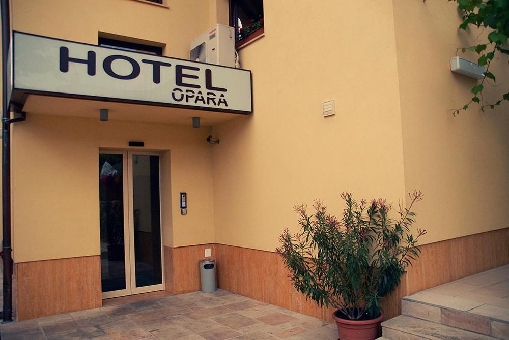 Hotel Opara Trebnje Bagian luar foto